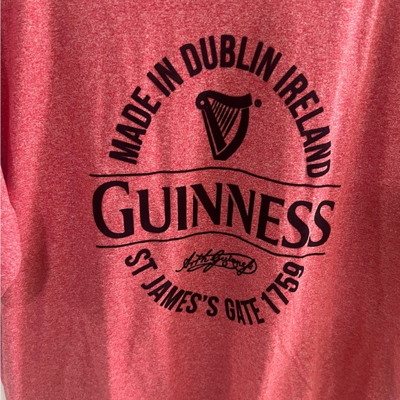 GUINNESS ST. JAMES GATE BREWERY T-SHIRT DUBLIN IRELAND Red Men's L Velvet Logo - Picture 2 of 7